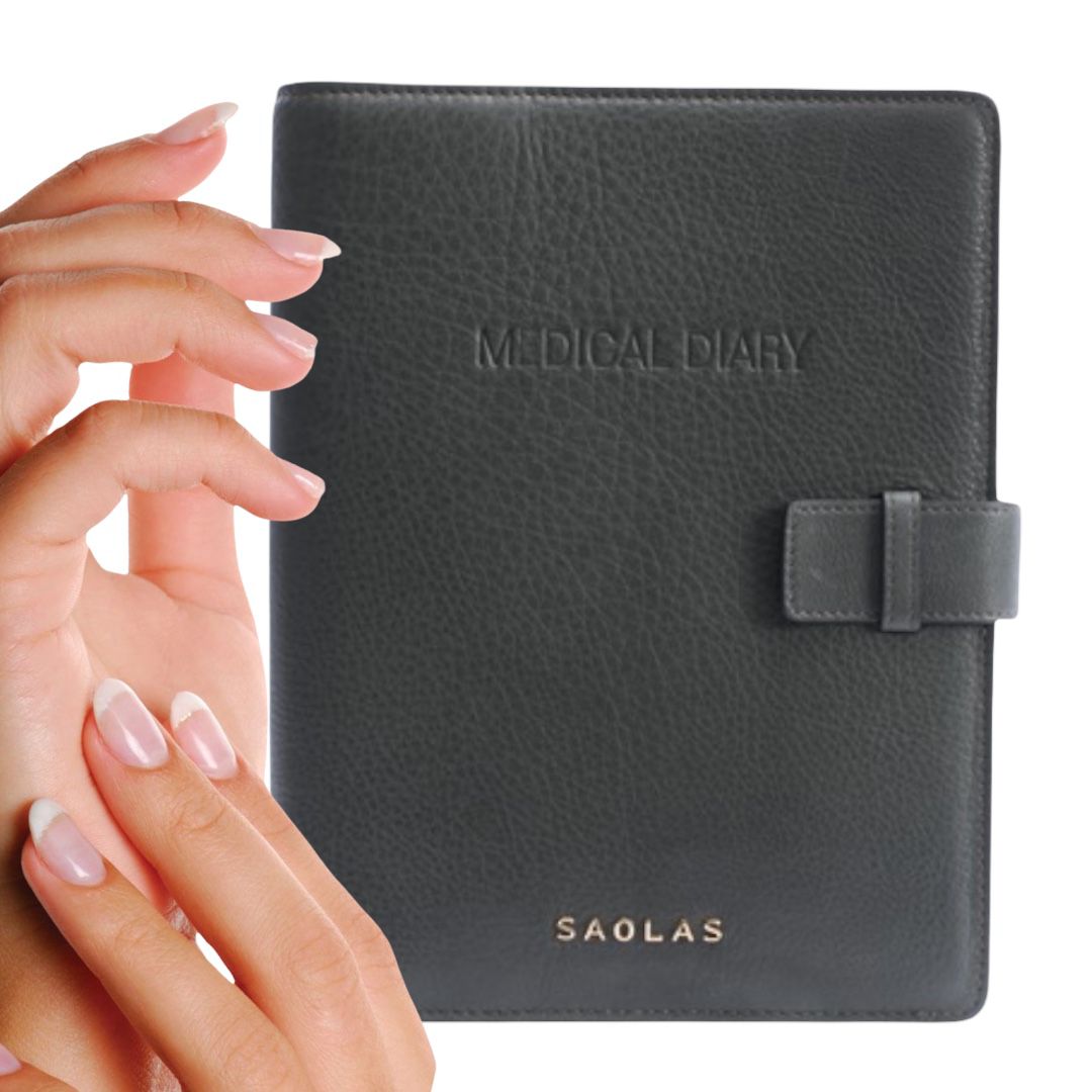 ACCESSORIES - Luxurious and sustainable leather bags and accessories for moms. Handcrafted by artisans in Italy.
